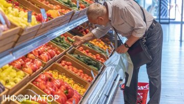 Огірки подорожчали на ринках