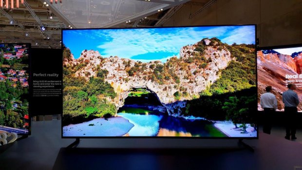 Samsung назвала цены люксовых телевизоров 8К QLED