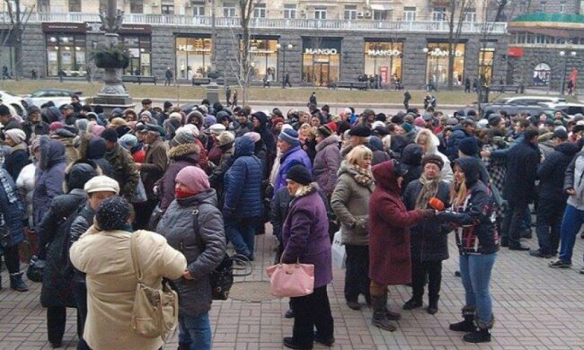 За мітинг під КМДА платили по 40 грн