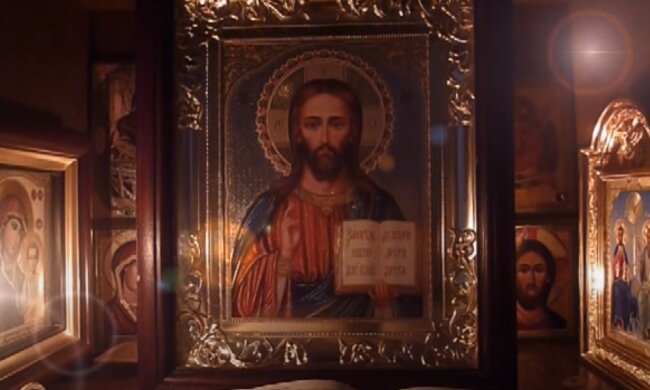 Ікона, скріншот: Youtube