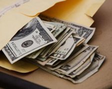 Рибінспектор зі Запоріжжя вимагав більше 10 тис. грн хабара (відео)