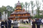 церква