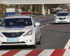 "Твоя нова поліція" прославилась на весь інтернет божевільною гонитвою за автоледі: відео