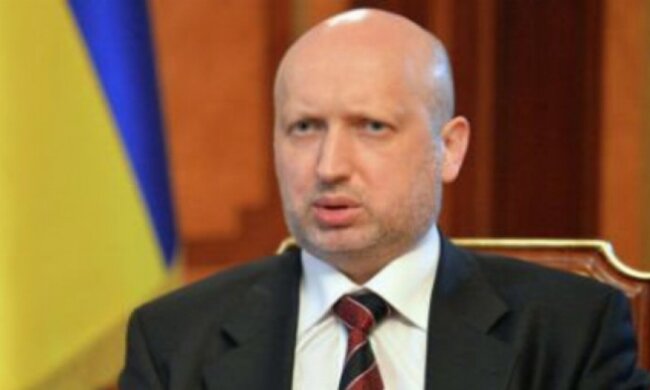 Ограничения не дают Украине выйти на мировые рынки оружия – Турчинов