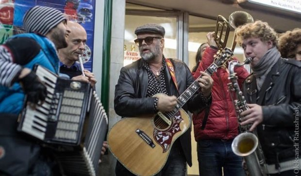 Київська влада буде наживатися на вуличних музикантах