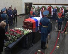 Москва погрузилась в траур - провожают Чуркина