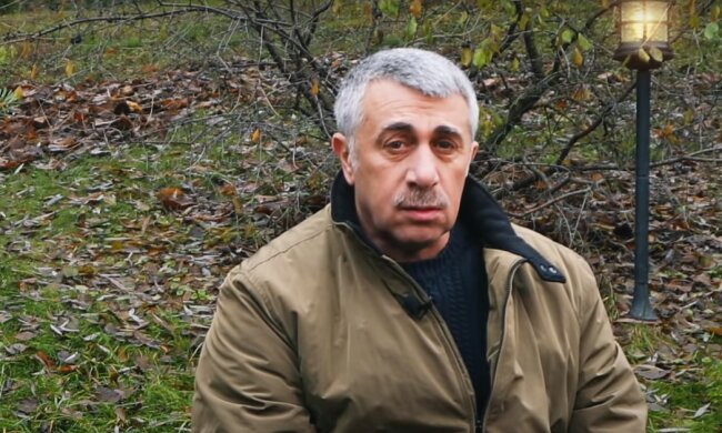 Доктор Комаровский, скриншот из видео