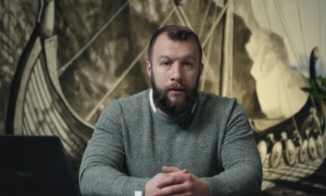 Максим Жорін