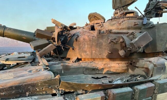 Розбиті танки рф. Фото: скриншот Facebook