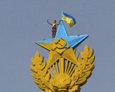 Загинув друг України, який підняв жовто-блакитний прапор над Москвою
