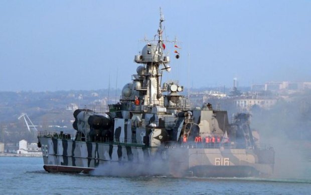 Оккупанты открыли ракетный огонь в Черном море