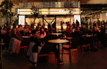 Українці, ресторан, фото із соцмереж