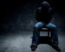 Херсонський депутат з помічниками жорстоко катували трьох селян