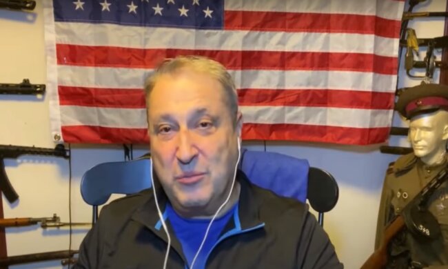 Гарри Табах, скриншот к видео "Politeka Online" в YouTube