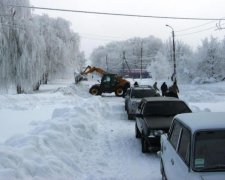 Лють стихії звалилася на Україну, тисячі чекають допомоги
