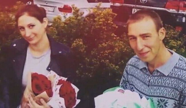 Маленькие дети несколько дней жили с трупами родителей: "Папа почему-то весь почернел"