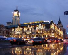 Серце вечірнього Київа: ці фотографії змусять вас закохатися у столицю