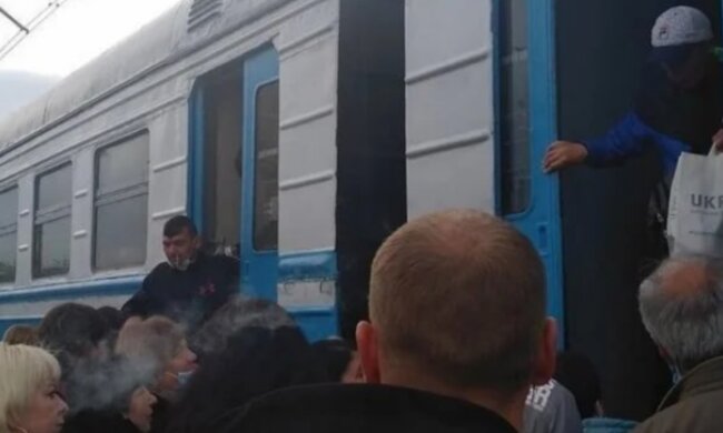 Евакуація, фото: ВРУ / Телеграм