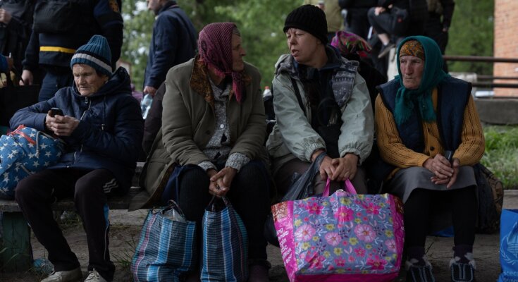 Эвакуация из Волчанска / фото: Суспільне