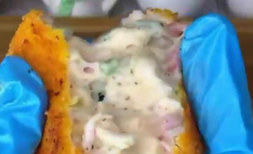 Кульки з крабовими паличками, кадр з відео