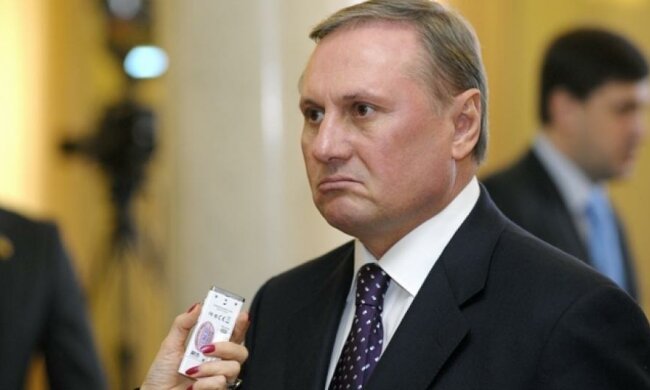 Ефремов назвал главную причину войны на Донбассе