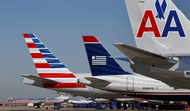 Триста лайнерів American Airlines не піднялись у небо через збій у програмі