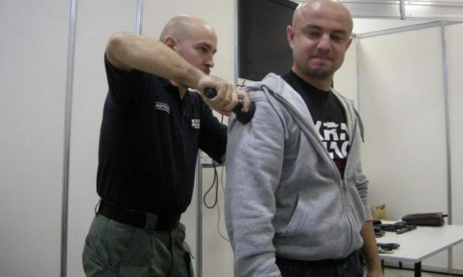 Казка, що переходить у жах: відомому активісту шиють замах