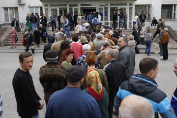 Губернатор запустив "референдум" просто в Instagram, народ шокований: "Потрібен вихідний?"