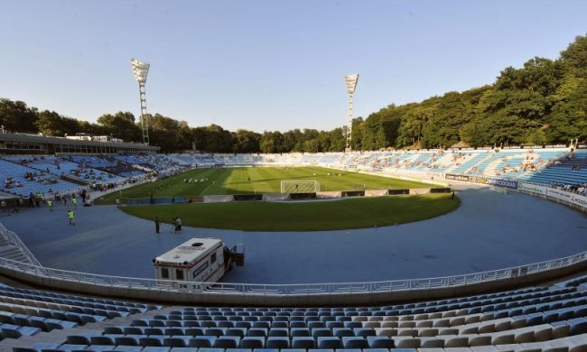 Шахтар зіграє домашній матч на стадіоні Динамо