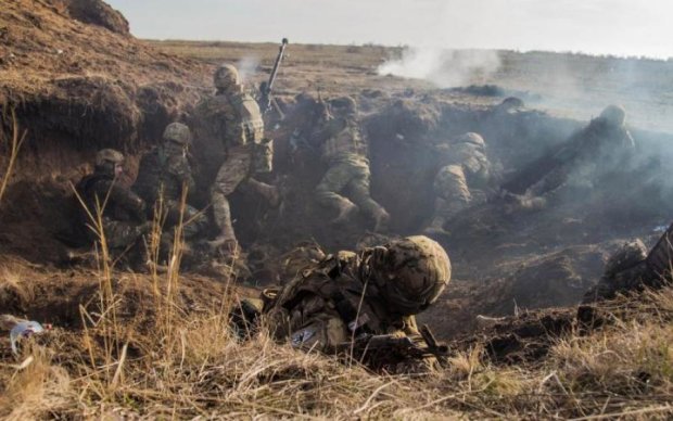 Адская ночь: боевики "ЛНР" жгли украинские позиции из "Града"