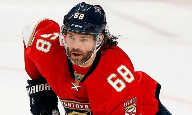 Легендарний чех набрав 1900-е очко в НХЛ в 45 років