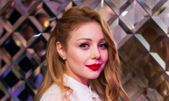 Кароль шокировала новым образом на "Танцы со звездами": "Наконец сменила прическу и макияж"