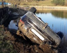 Під Тернополем компанія підлітків потрапила в смертельну ДТП: фото