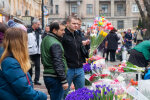 Скільки коштує букет напередодні 8 березня, фото Інформатор