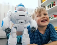 Собирают данные о детях: родителей предупредили об опасности популярных игрушек