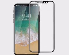 iPhone 8 засвітився в офіційному чохлі