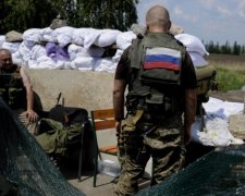 Главное за ночь: взятые в плен "отпускники" на Донбассе и источник хакерского вируса Petya.A