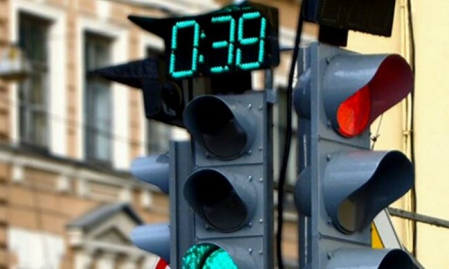 Світлофори на дорогах замінять датчики руху 
