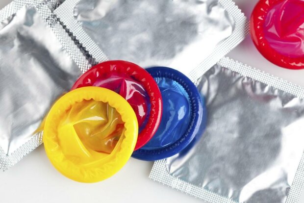 Що можна зробити за допомогою презерватива?