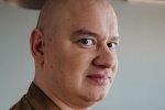 Дружина Кошового з "Квартал 95" показала, як він лиже
