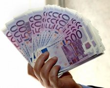 Євросоюзу пропонують відмовиться від купюри 500 євро