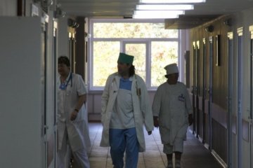 Сотни миллионов человек медленно умирают от гепатита из-за бедности