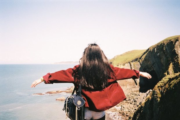 10 найкращих напрямків для жінок, які подорожують поодинці