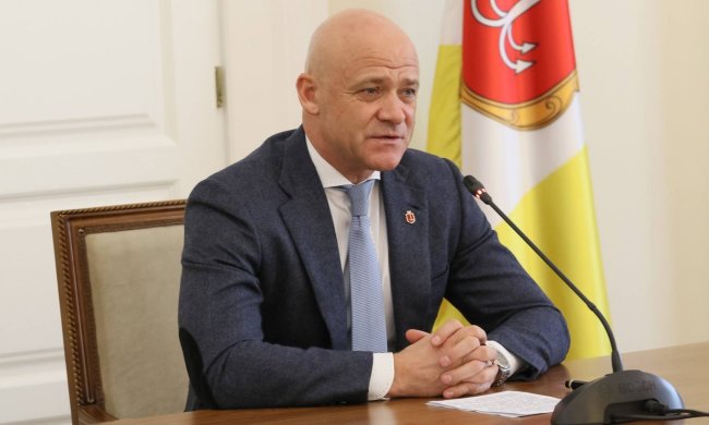 Мер Одеси Труханов прихопив жінок і відправив себе у відрядження в Італію