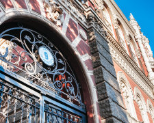 Нацбанк запретил украинцам пользоваться наличкой: детали новых правил