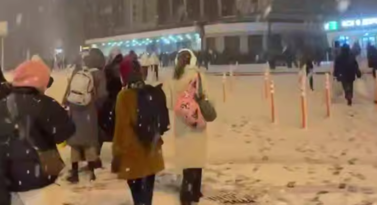 Украинцы, снег, зима, кадр из видео