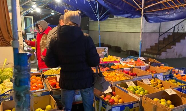 Продуктовый рынок, фото: Знай.ua