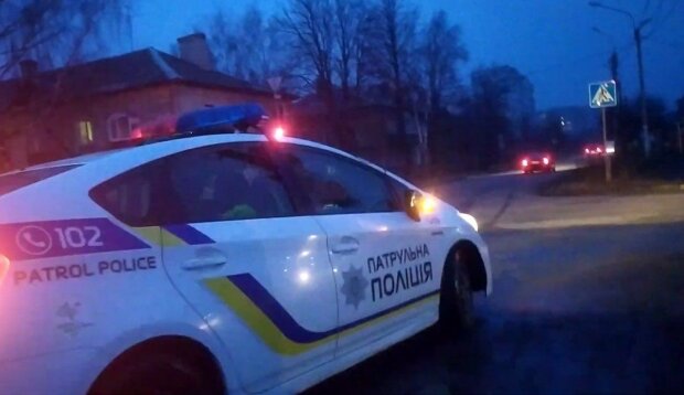 В Кривом Роге девочка выпала из окна, испугавшись воров