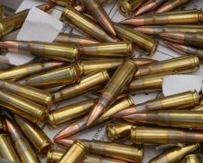 В Донецкой области солдат продавал украденные боеприпасы (видео)