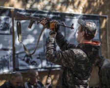 В гости к Мотороле: офицер ВСУ показал, кто из боевиков пополнил "бригаду-200"